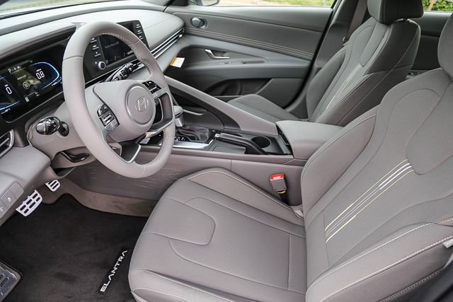 New 2026 Hyundai Elantra Sport w/ Cargo Package FWD image 19