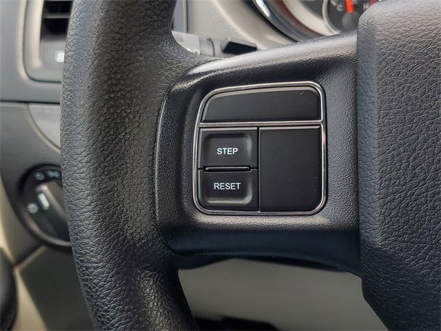 Used 2019 Dodge Grand Caravan SE image 18