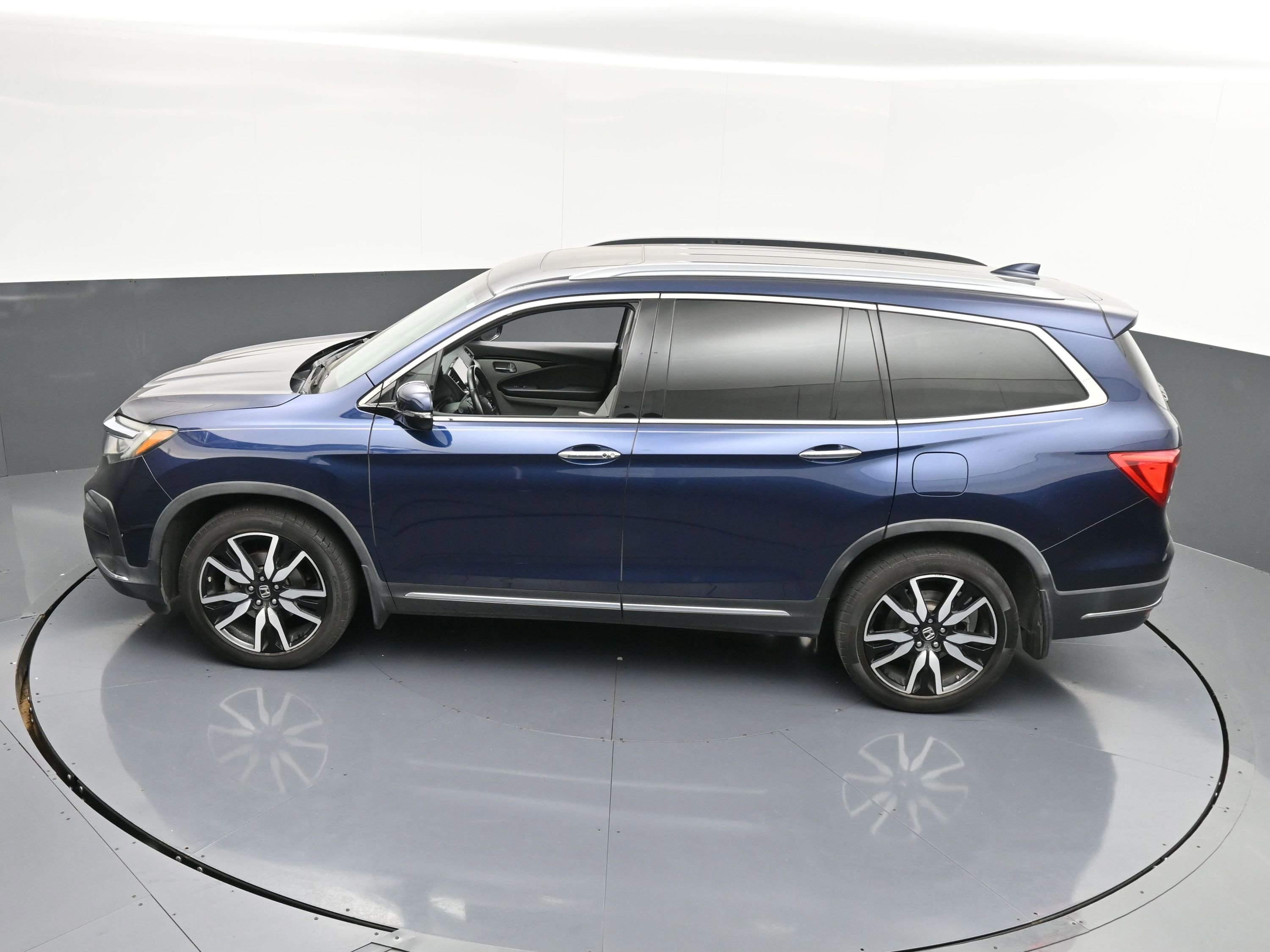Used 2019 Honda Pilot Touring image 33