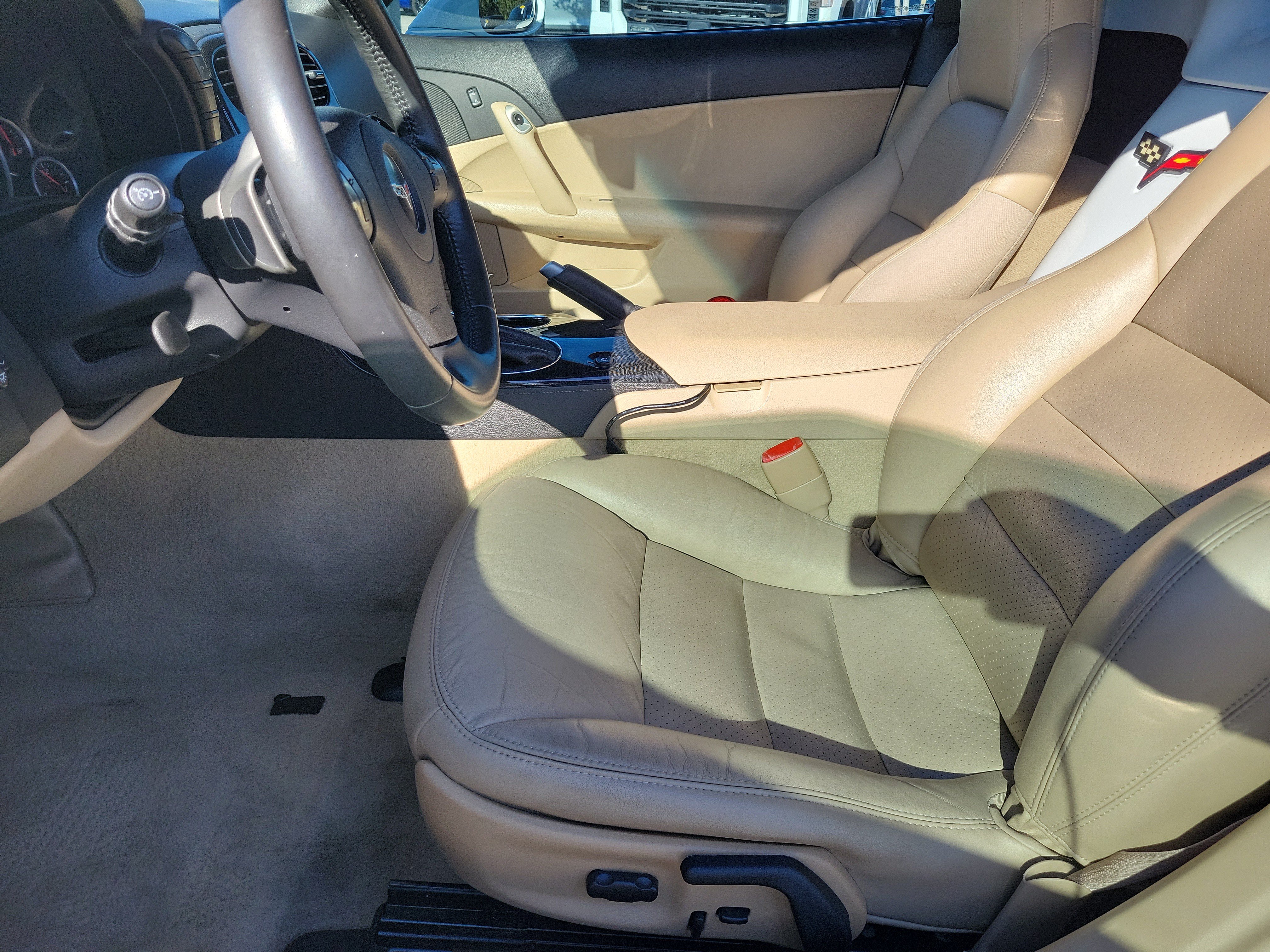 Used 2011 Chevrolet Corvette Grand Sport w/ Preferred Equipment Group RWD image 24