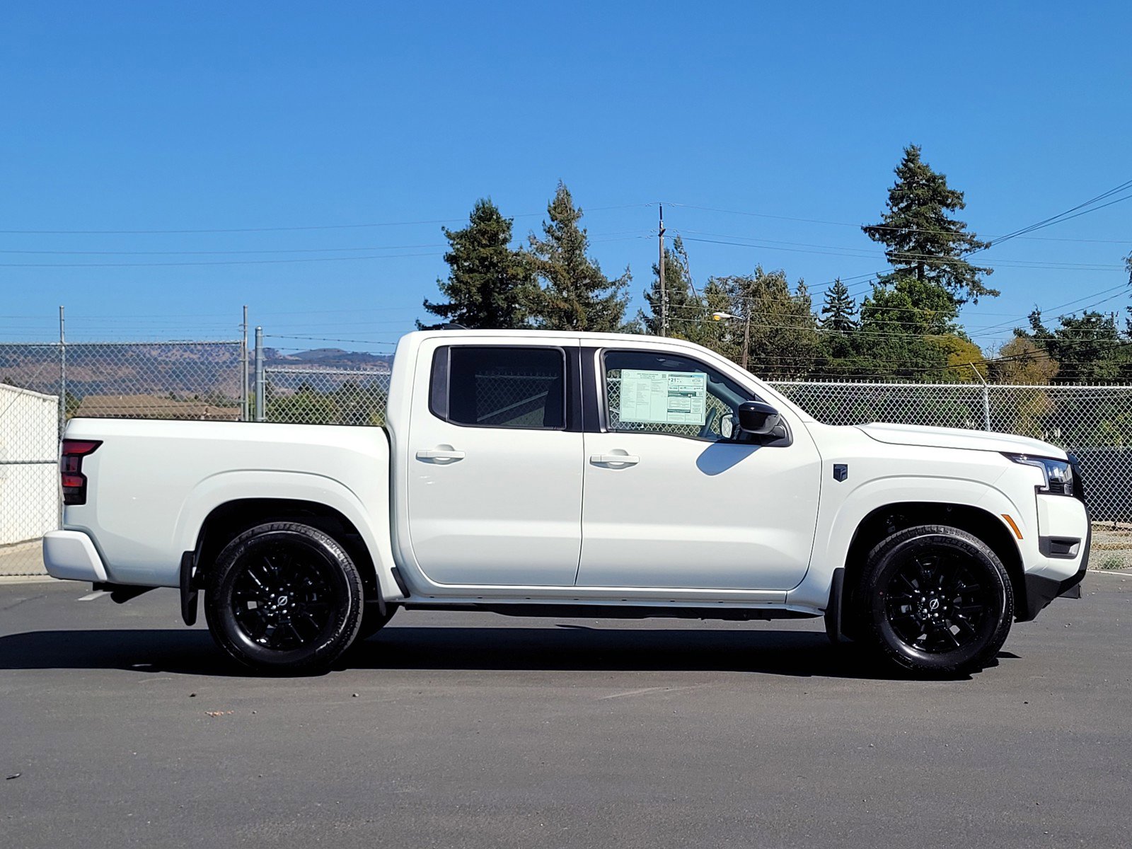 New 2026 Nissan Frontier SV w/ Tow Package image 4