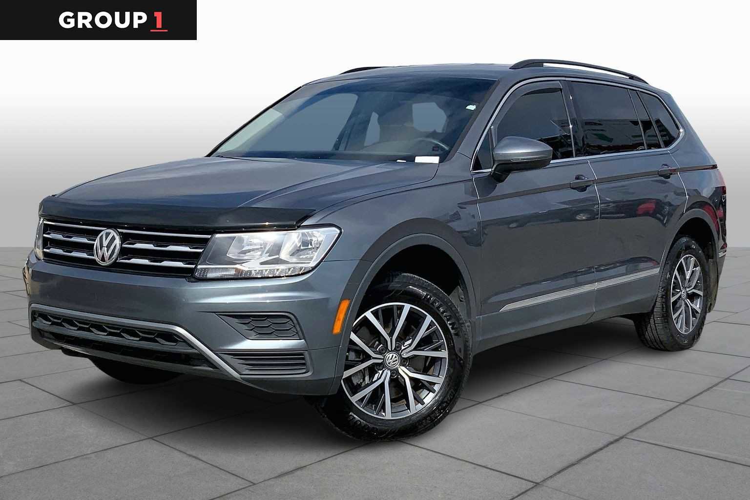 Used 2020 Volkswagen Tiguan SE image 1