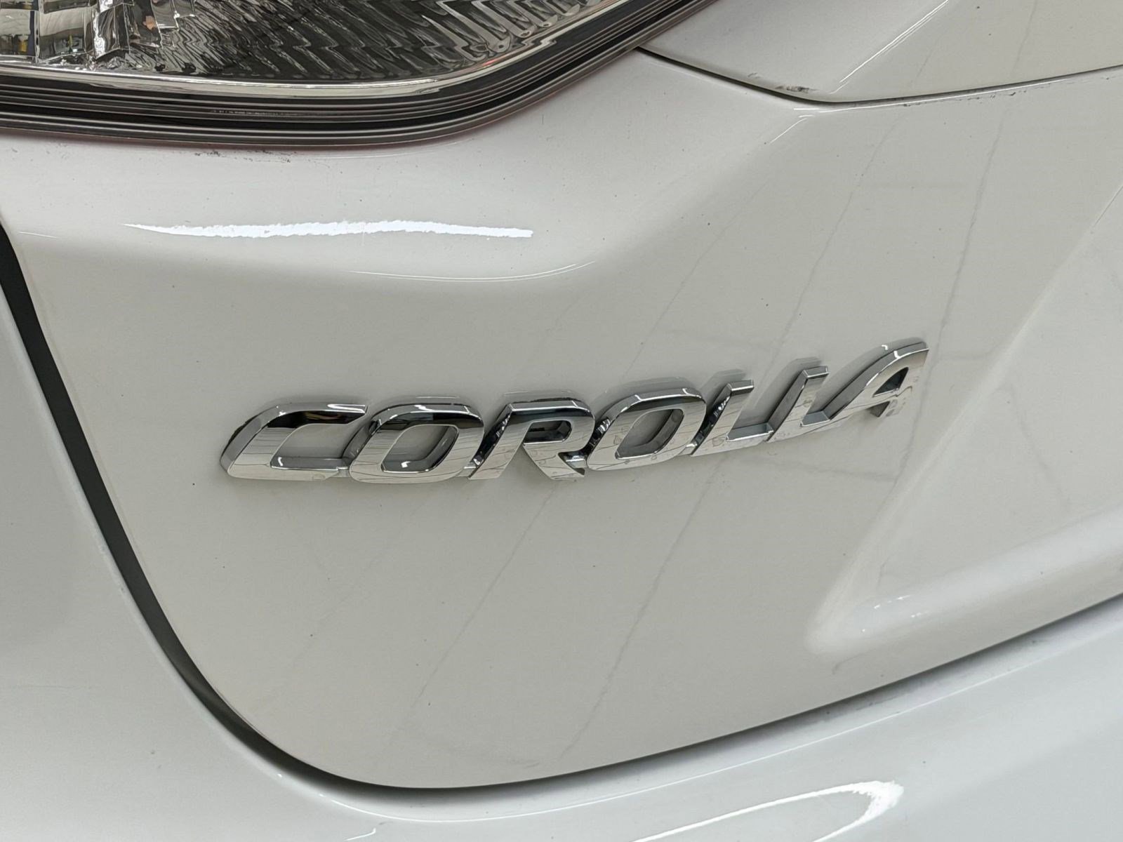 Used 2025 Toyota Corolla LE image 30