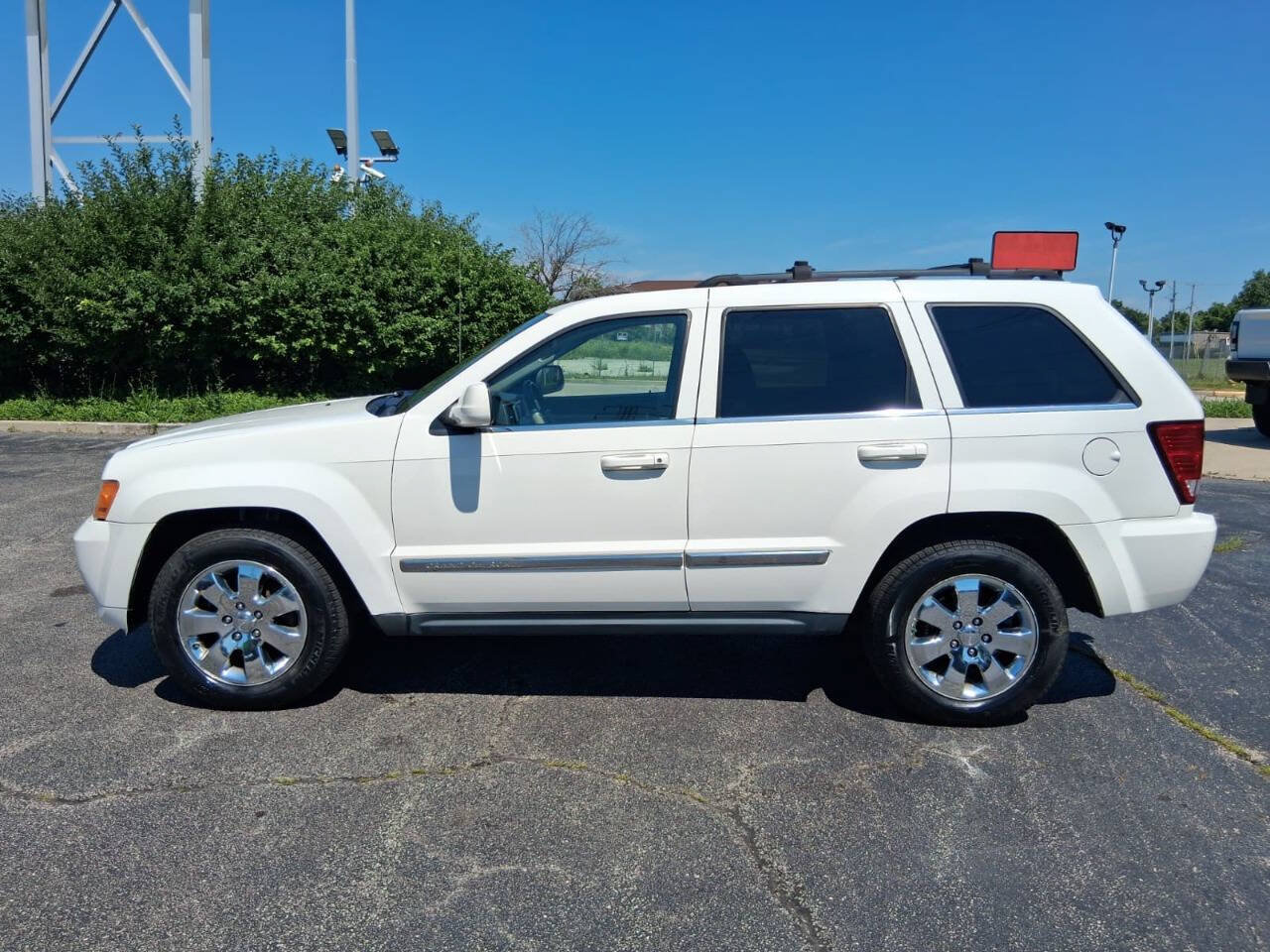Used 2009 Jeep Grand Cherokee Limited AWD/4WD image 5