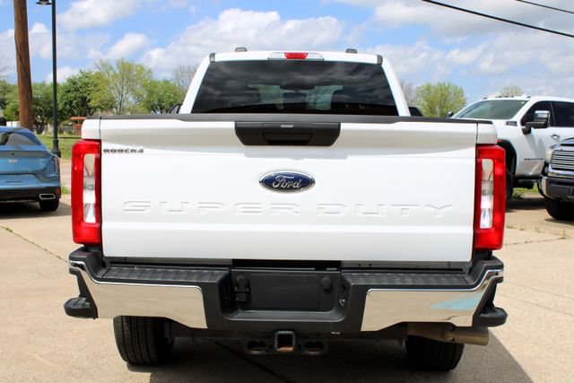 Used 2025 Ford F250 XLT AWD/4WD image 4