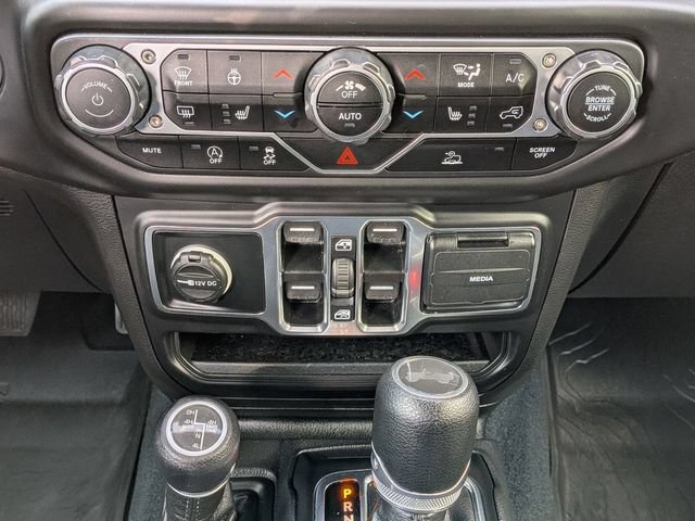 Certified 2022 Jeep Wrangler Unlimited Sport AWD/4WD image 16