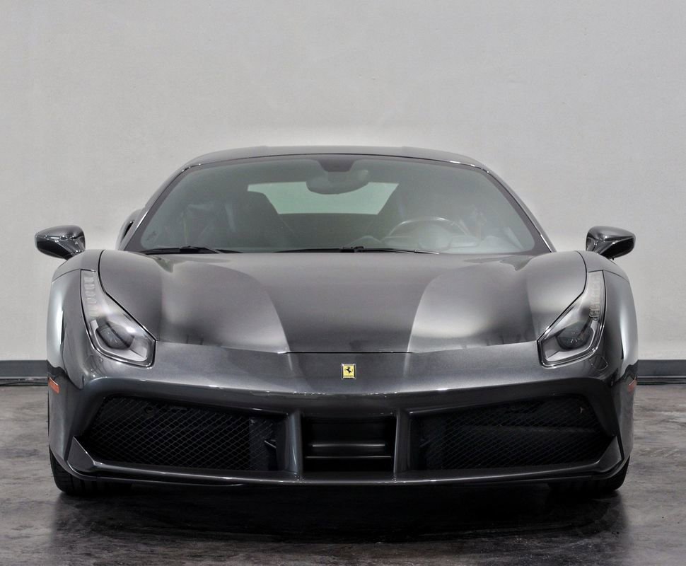Used 2016 Ferrari 488 GTB image 2