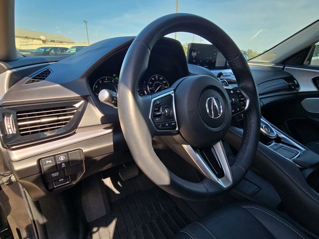 Used 2023 Acura RDX w/ Technology Package image 16