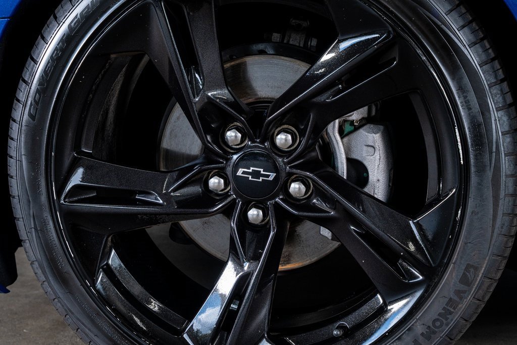 Used 2022 Chevrolet Camaro LT image 10