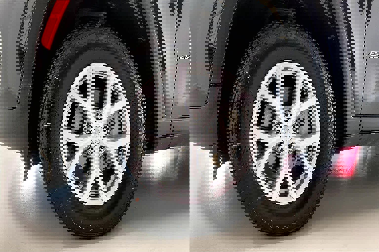 Used 2022 Jeep Grand Cherokee Limited image 7