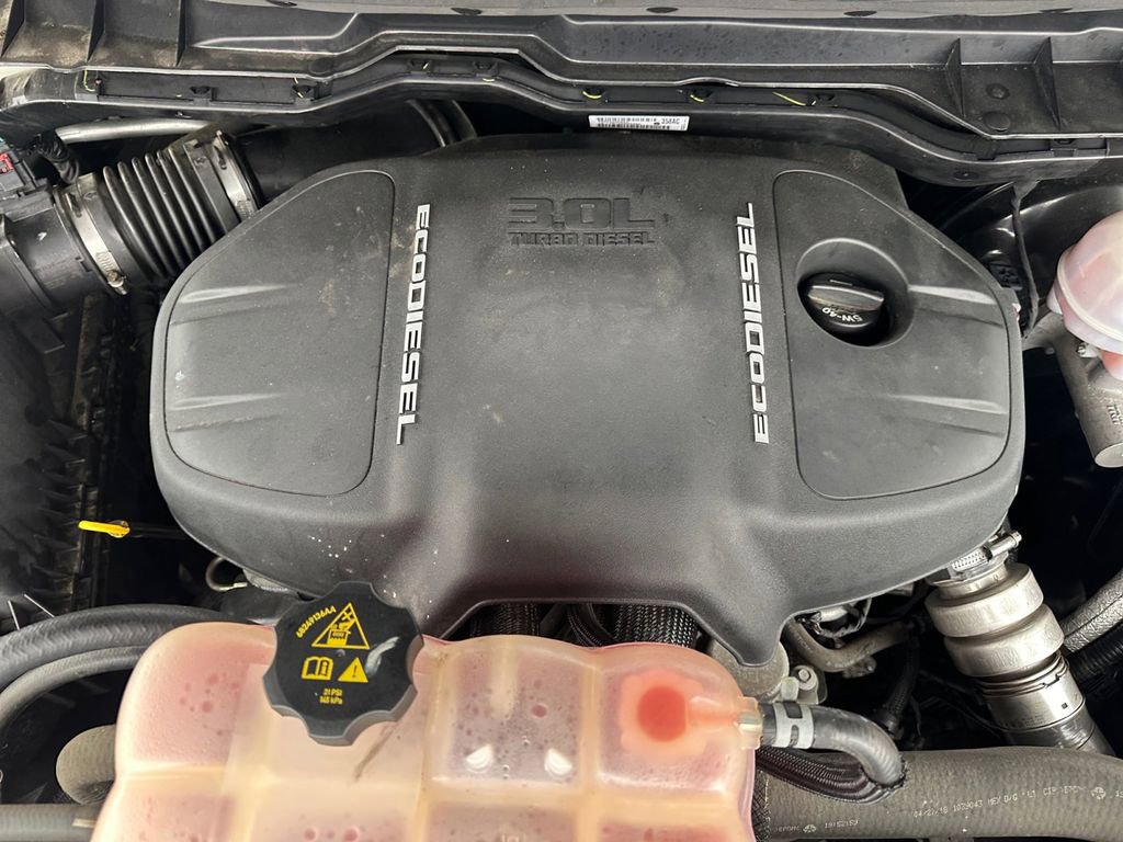 Used 2018 RAM 1500 Laramie w/ Convenience Group image 9