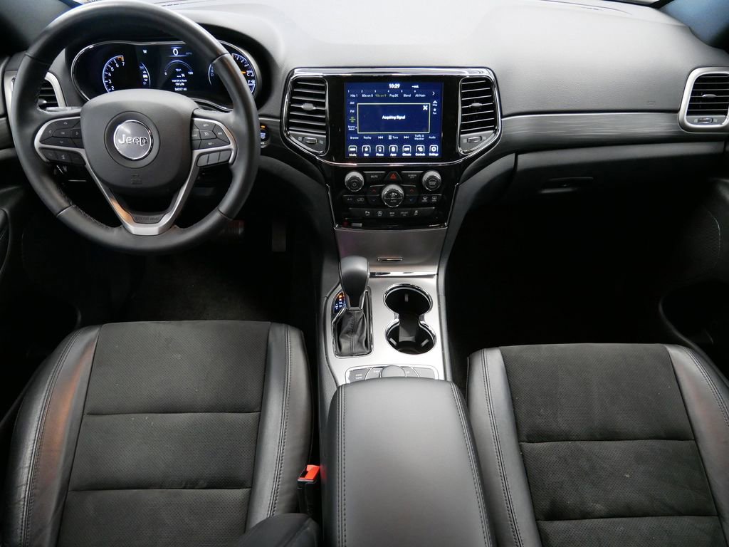 Certified 2022 Jeep Grand Cherokee Laredo X image 17