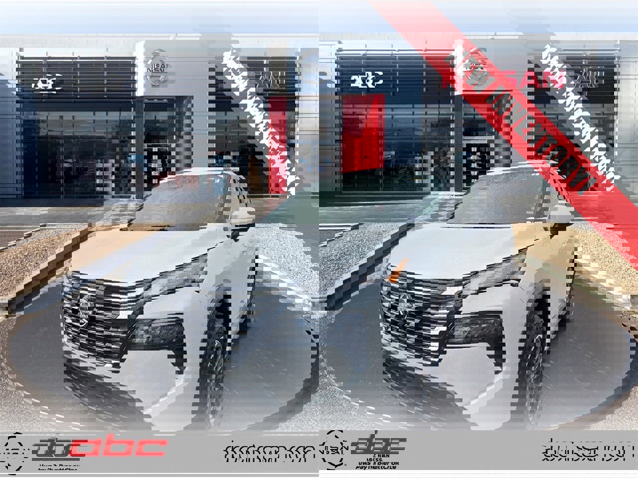 Used 2025 Nissan Rogue SV