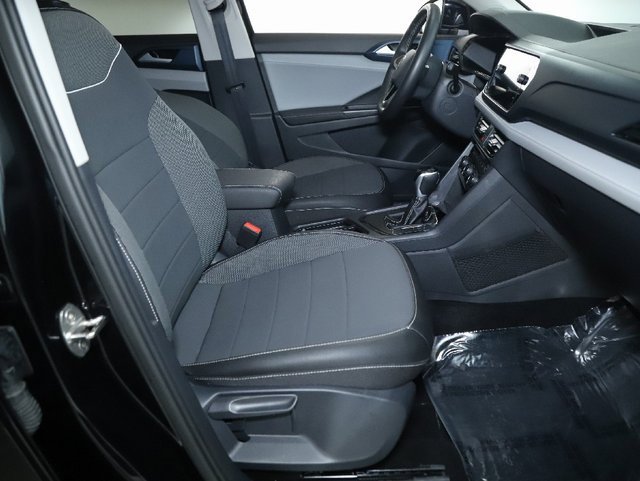 Used 2024 Volkswagen Taos SE image 36