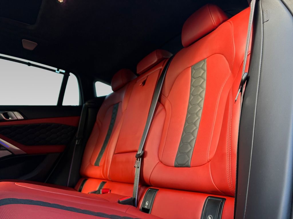 Used 2024 BMW X6 M Competition w/ Executive Package image 4