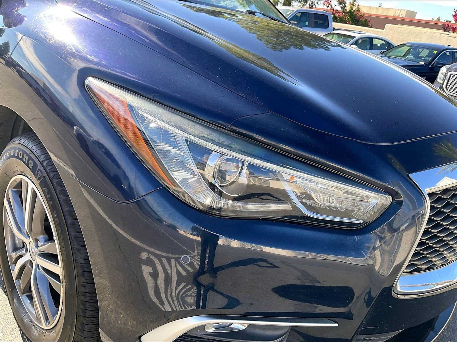 Used 2016 INFINITI QX60 FWD w/ Premium Plus Package image 30