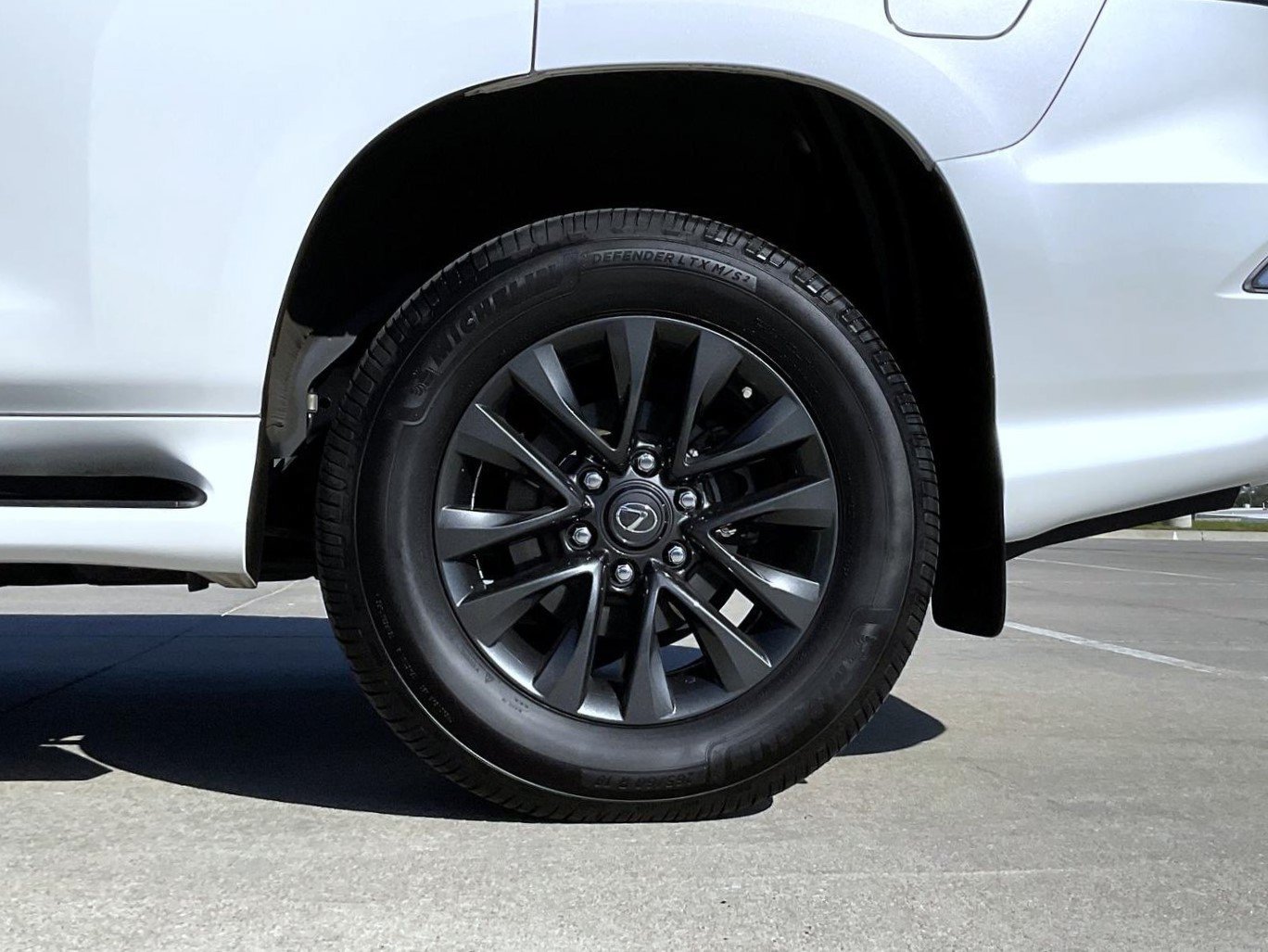 Used 2021 Lexus GX 460 Premium w/ Premium Package AWD/4WD image 25
