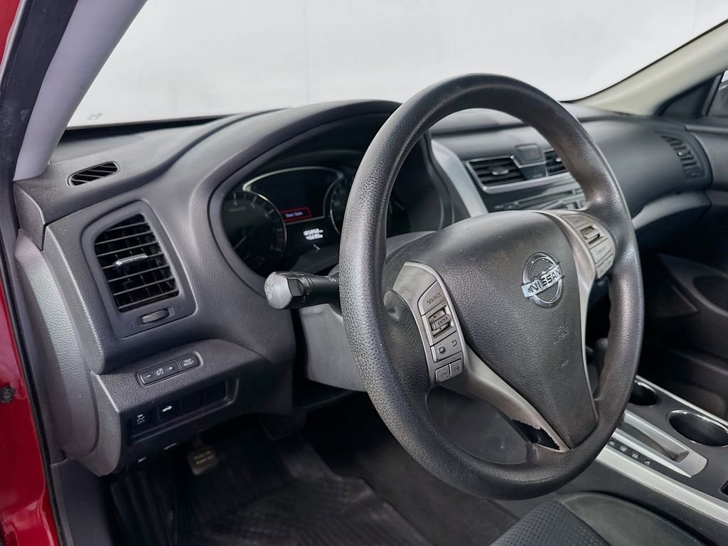Used 2015 Nissan Altima 2.5 S w/ Power Driver Seat Package FWD image 9