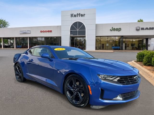 Used 2021 Chevrolet Camaro LT w/ RS Package RWD image 3