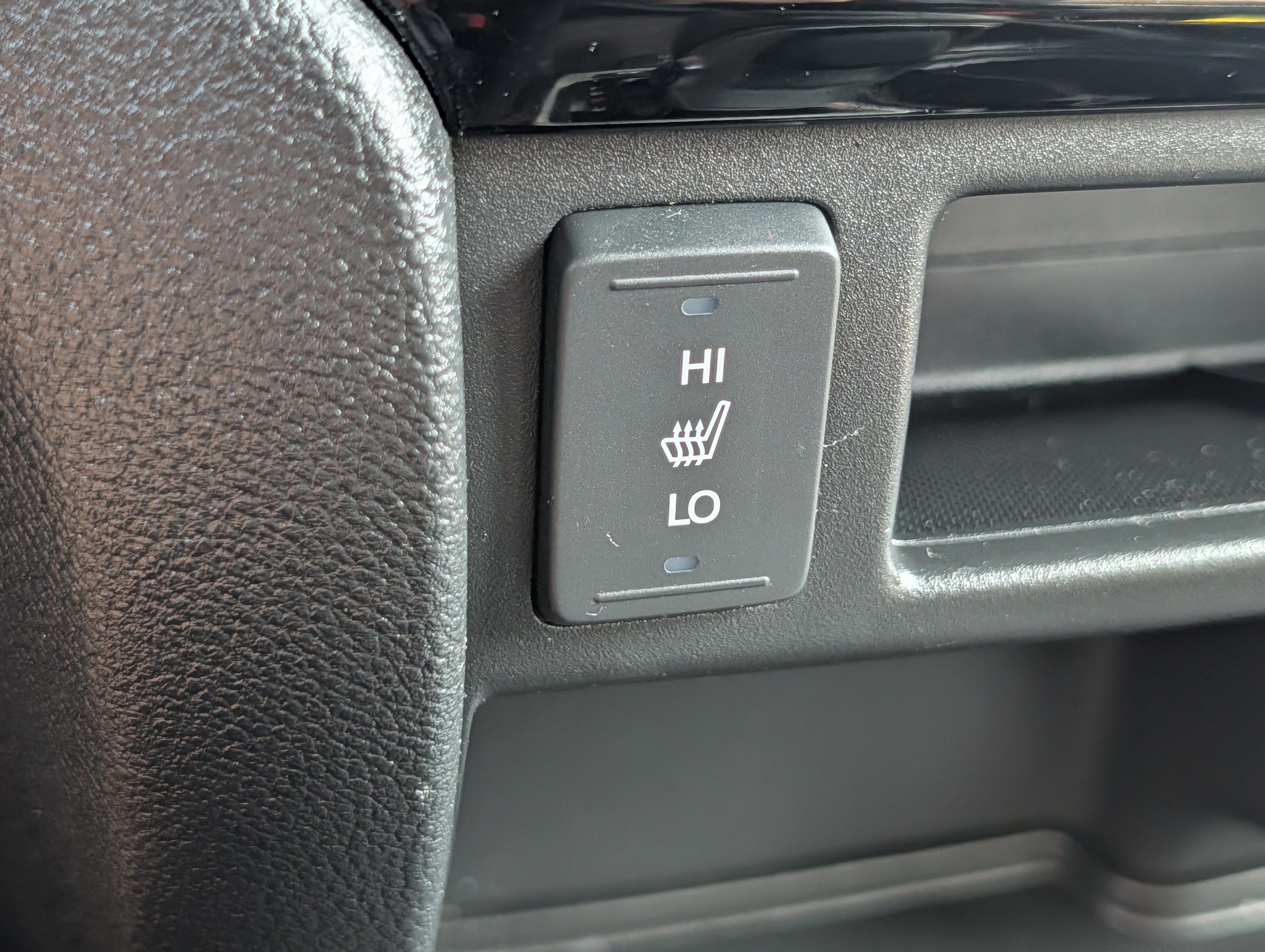 Used 2017 Honda Ridgeline Black Edition image 28