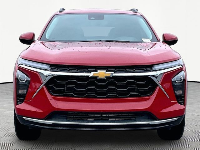 New 2026 Chevrolet Trax LT FWD image 2