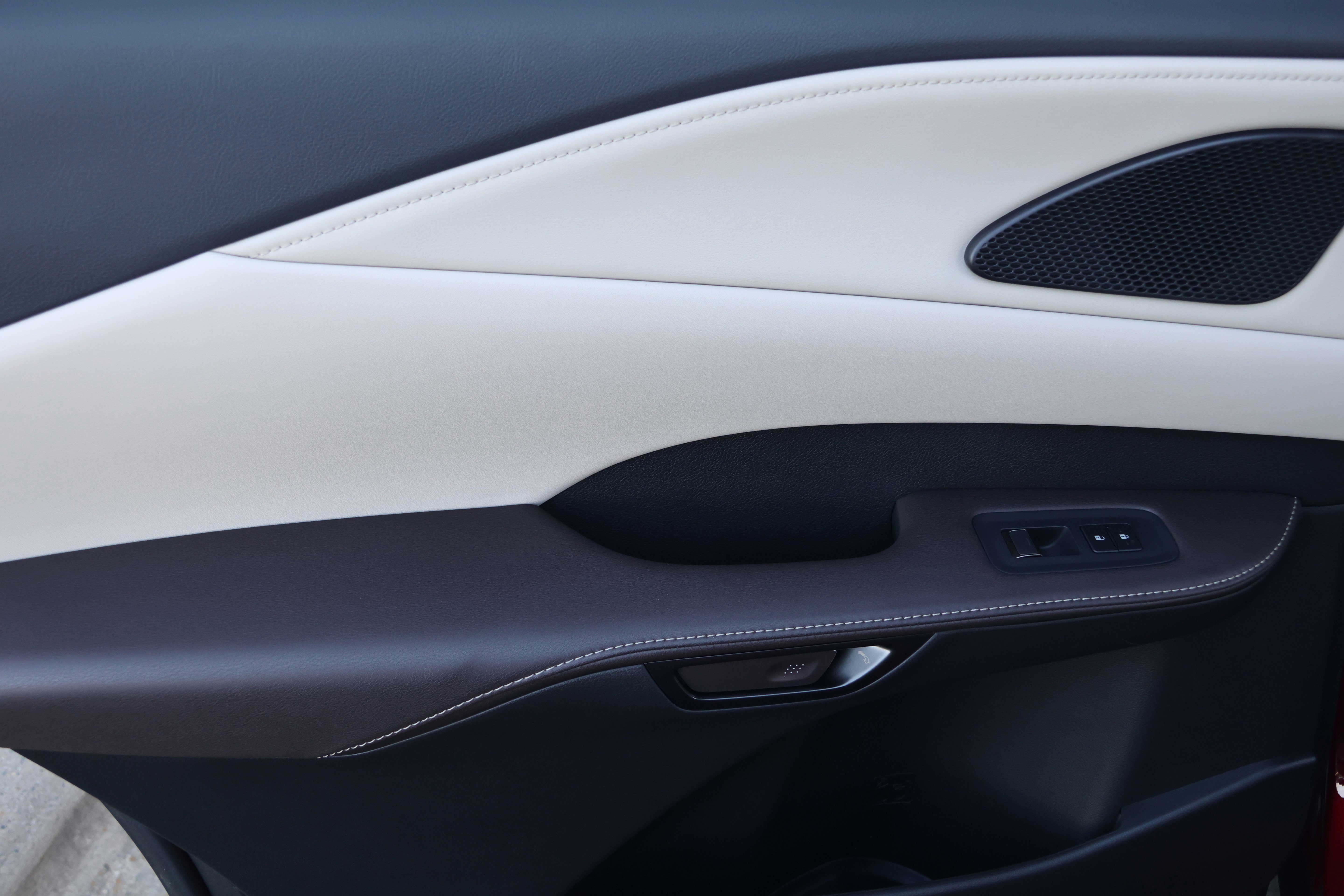 Certified 2023 Lexus RX 350 Premium Plus w/ Accessory Package (Z1) image 34