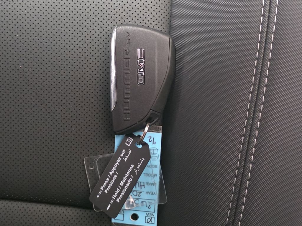 New 2026 GMC Hummer EV SUV w/ LPO, Dark Essentials Package image 36