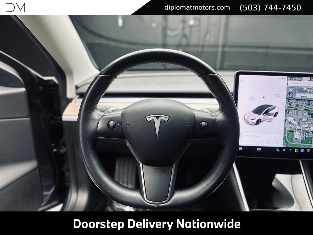 Used 2018 Tesla Model 3 Long Range RWD image 28