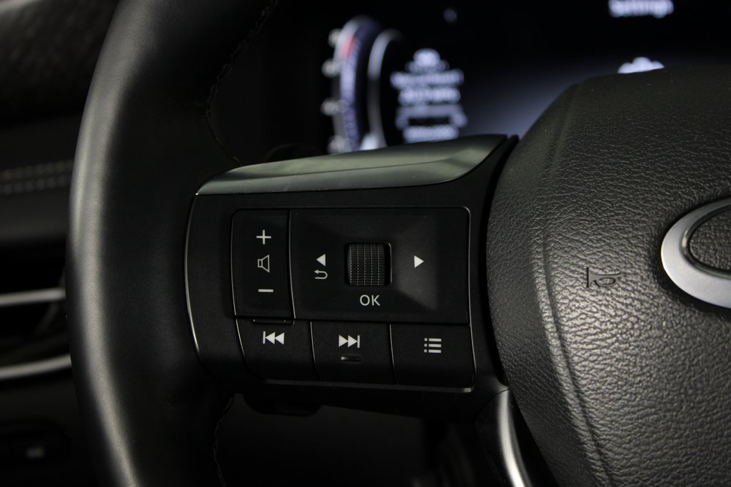 Used 2023 INFINITI QX60 Sensory w/ Cargo Package image 23