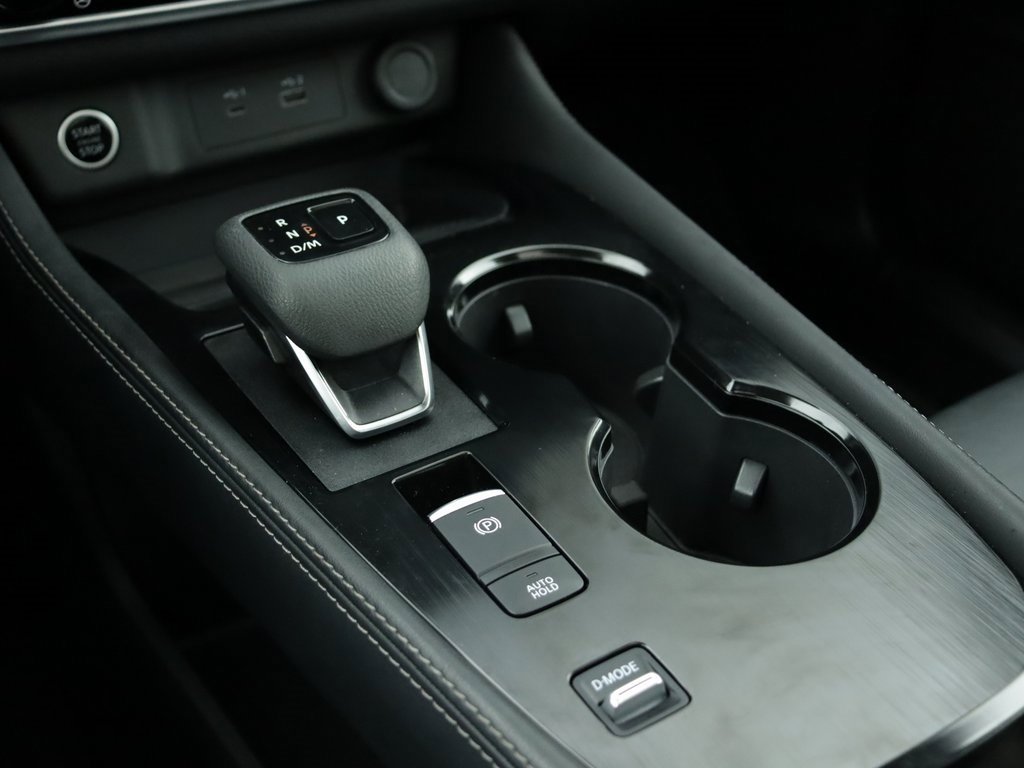 Used 2023 Nissan Rogue SL w/ SL Premium Package image 20