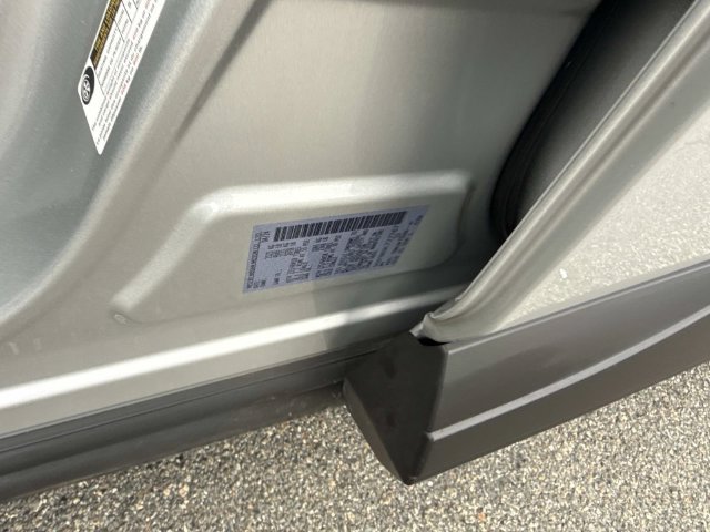 Used 2024 Nissan Rogue SV AWD/4WD image 21