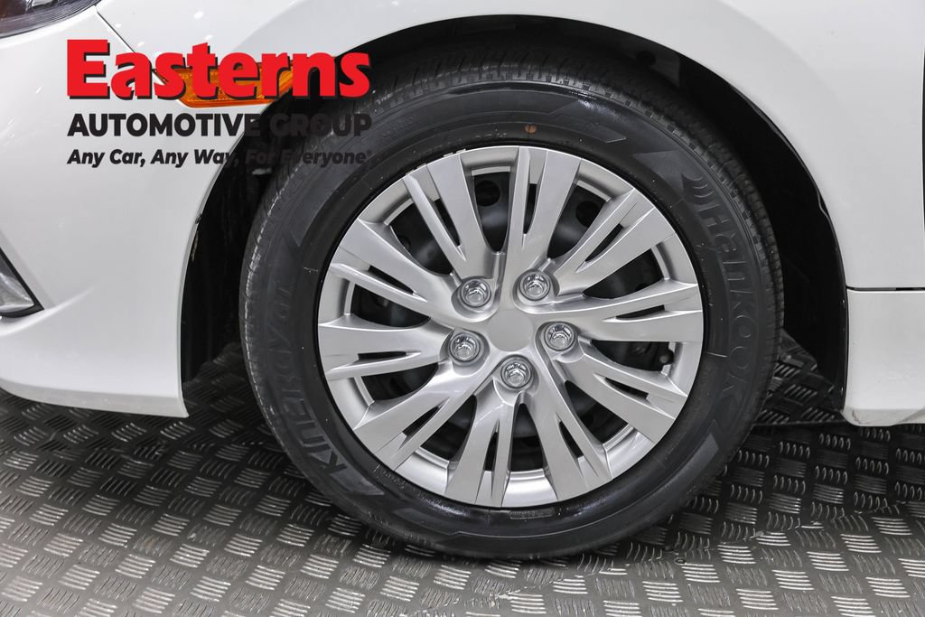Used 2020 Honda Civic LX image 30