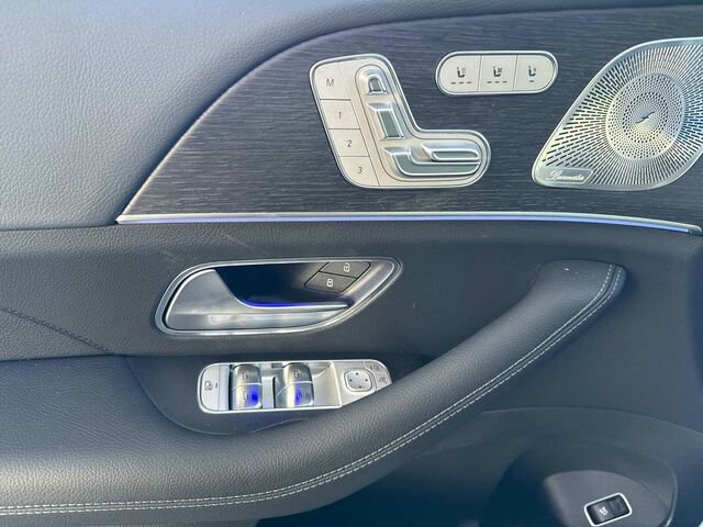 New 2026 Mercedes-Benz GLS 450 4MATIC image 11