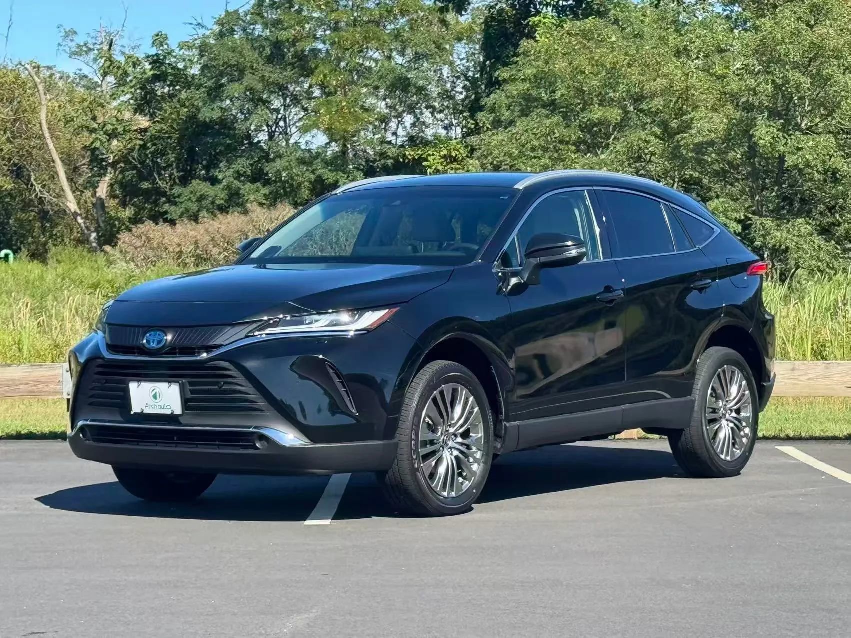 Used 2022 Toyota Venza XLE