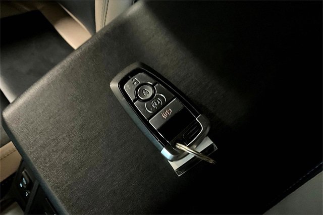 Used 2022 Ford Bronco Wildtrak image 29