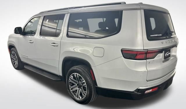 Used 2024 Jeep Wagoneer L Series II w/ Flexible Seating Group image 6