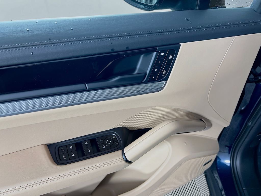 New 2026 Porsche Cayenne image 20