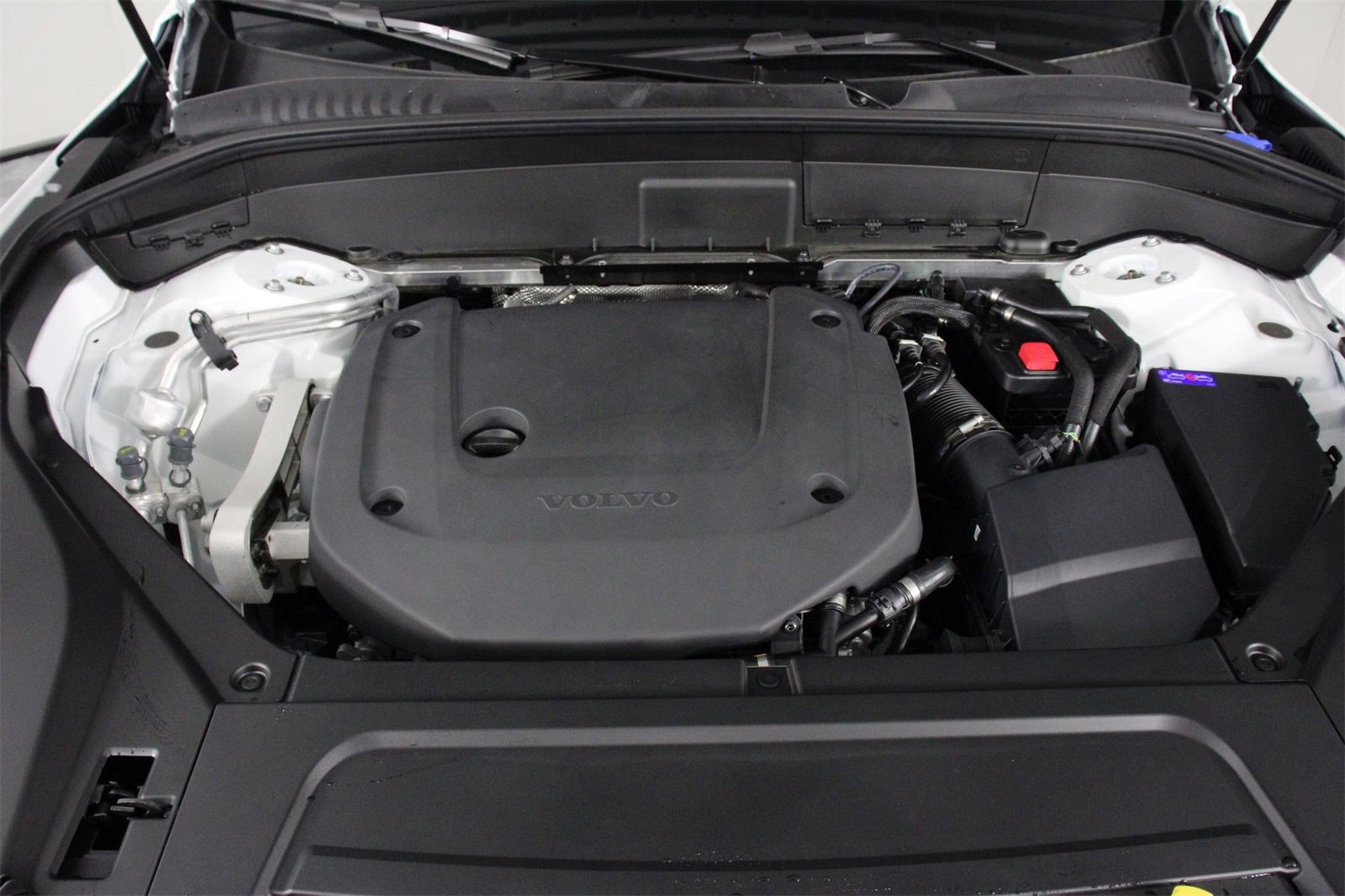 New 2025 Volvo XC90 B6 Plus image 12