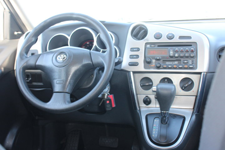 Used 2004 Toyota Matrix image 21
