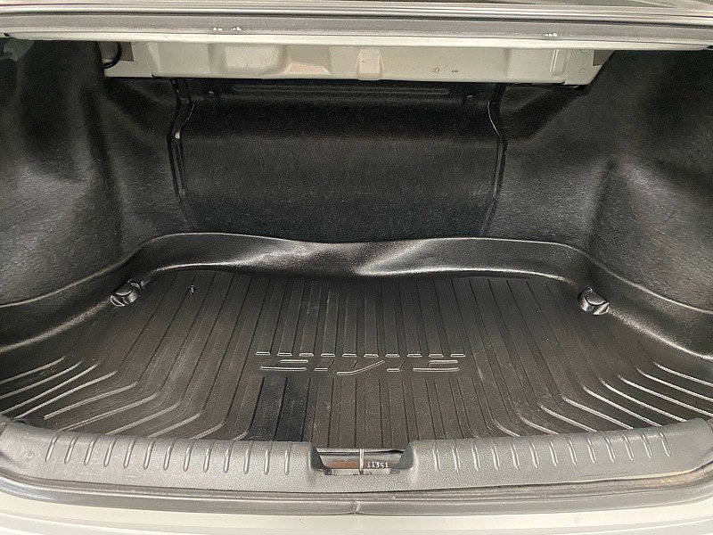 Used 2013 Honda Civic Hybrid Sedan image 12