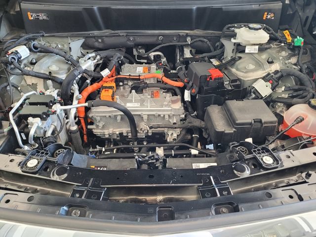 Certified 2026 Cadillac Vistiq Luxury AWD/4WD image 27