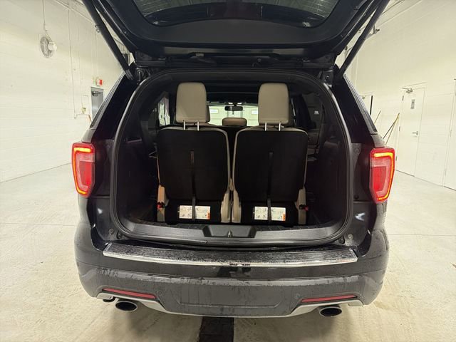 Used 2018 Ford Explorer XLT w/ Equipment Group 202A image 15