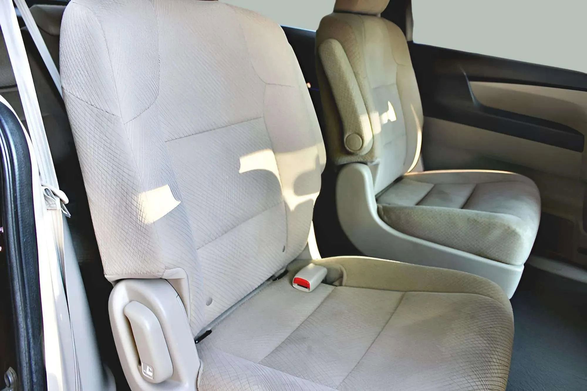 Used 2016 Honda Odyssey LX image 26