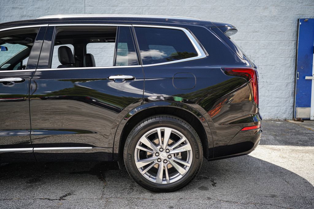 Used 2024 Cadillac XT6 Premium Luxury FWD image 12