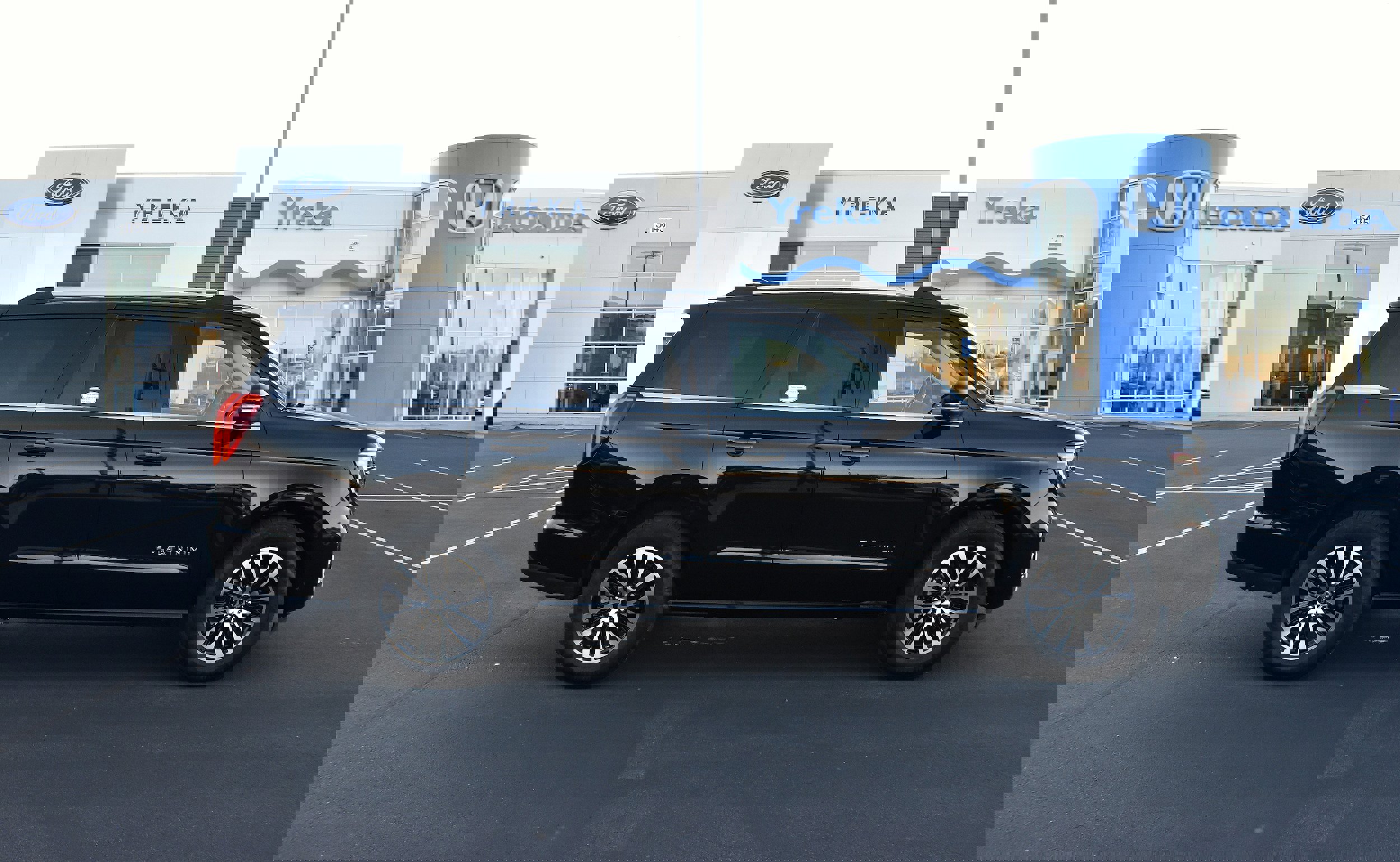 New 2025 Ford Expedition Platinum