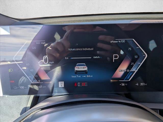 New 2026 BMW iX xDrive60 image 10