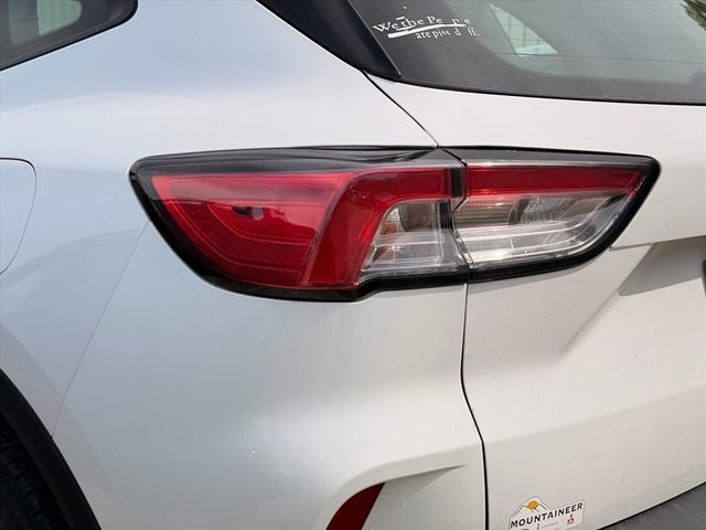 Used 2022 Ford Escape S AWD/4WD image 10