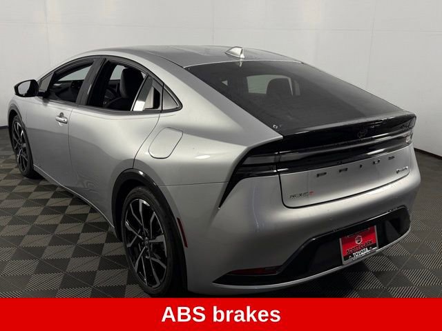 Used 2025 Toyota Prius Plug-In Hybrid image 6