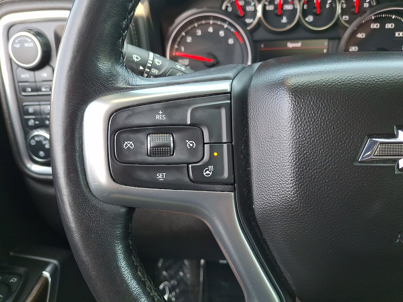 Used 2022 Chevrolet Silverado 1500 RST w/ Bed Protection Package AWD/4WD image 20