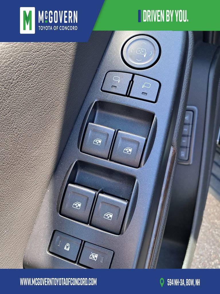 Used 2017 Chevrolet Tahoe LT w/ LT Midnight Edition image 11